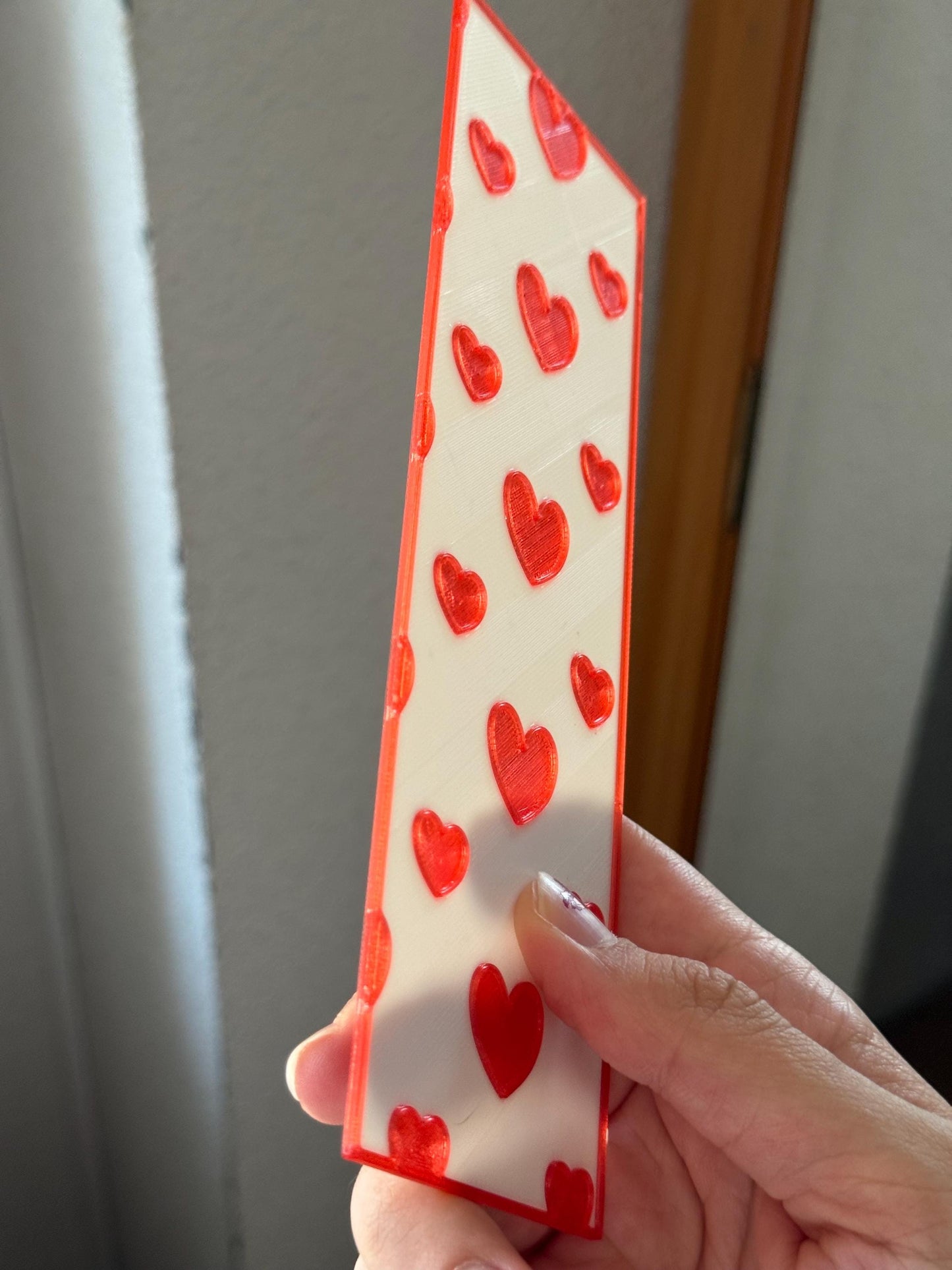 Heart Bookmark β Stained Glass Effect 3D Printed Bookmark | Translucent PLA in Vibrant Colors | Cute Gift for Book Lovers & Readers