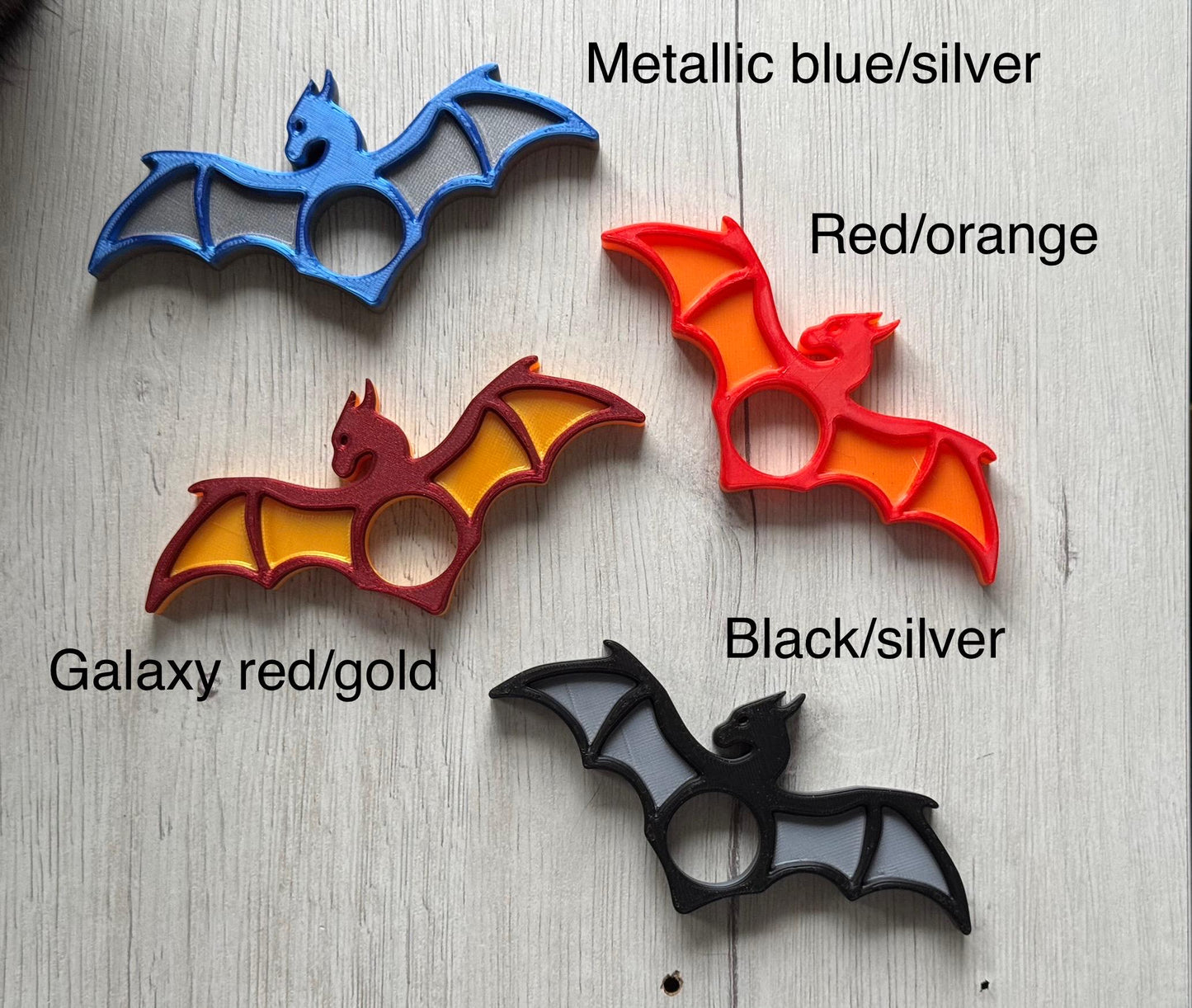Dragon & Bat Thumb Page Holder – Comfortable Reading Aid for Book Lovers