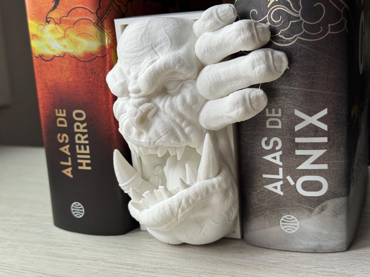 Rincón de libros de Orco - Encantador horror de fantasía | Amantes de los libros | decoración de terror