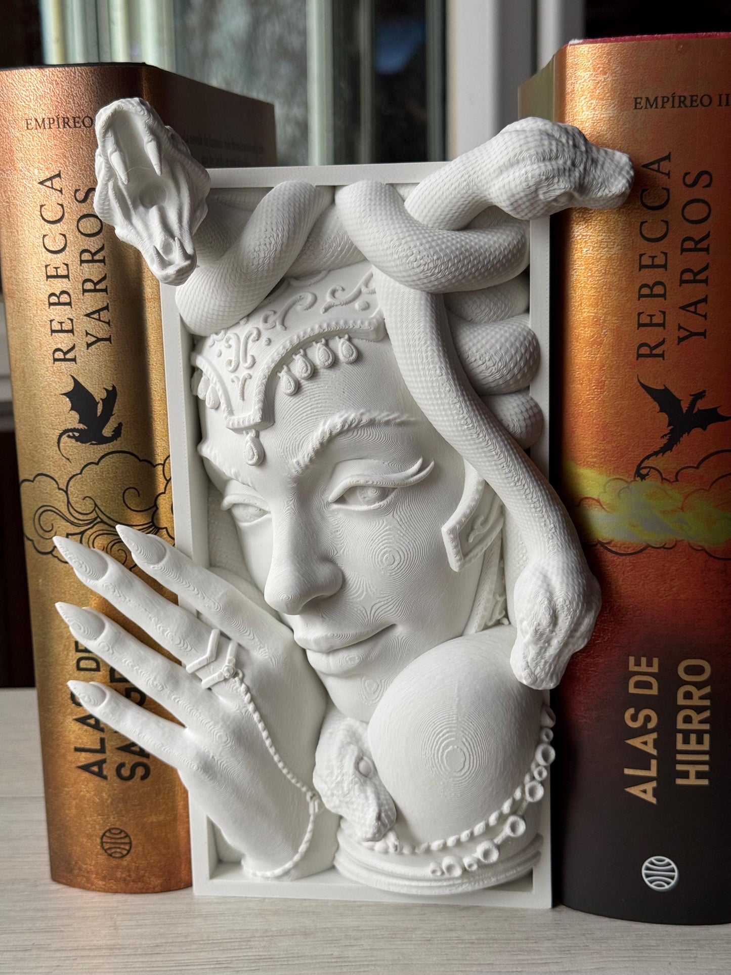 Separalibros Medusa – Decoración mitológica para estantería | Accesorio de lectura único | Amantes de los libros | decoración de terror