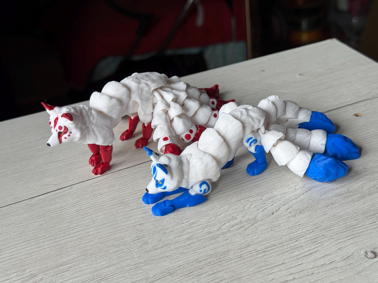 Kitsune 9 colas flexi - Figura articulada anti estrés | Adorables animales