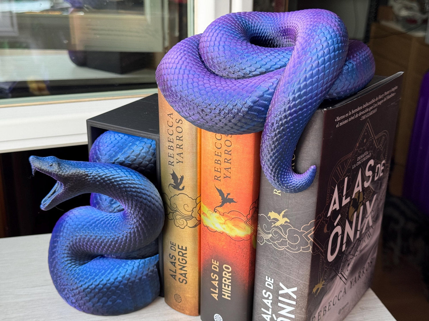 Snake Book Nook –  Animals emerging between books | Two-Part Head & Tail Design | Fantasy Book Nook Decor |  Unique Gift for Book Lovers