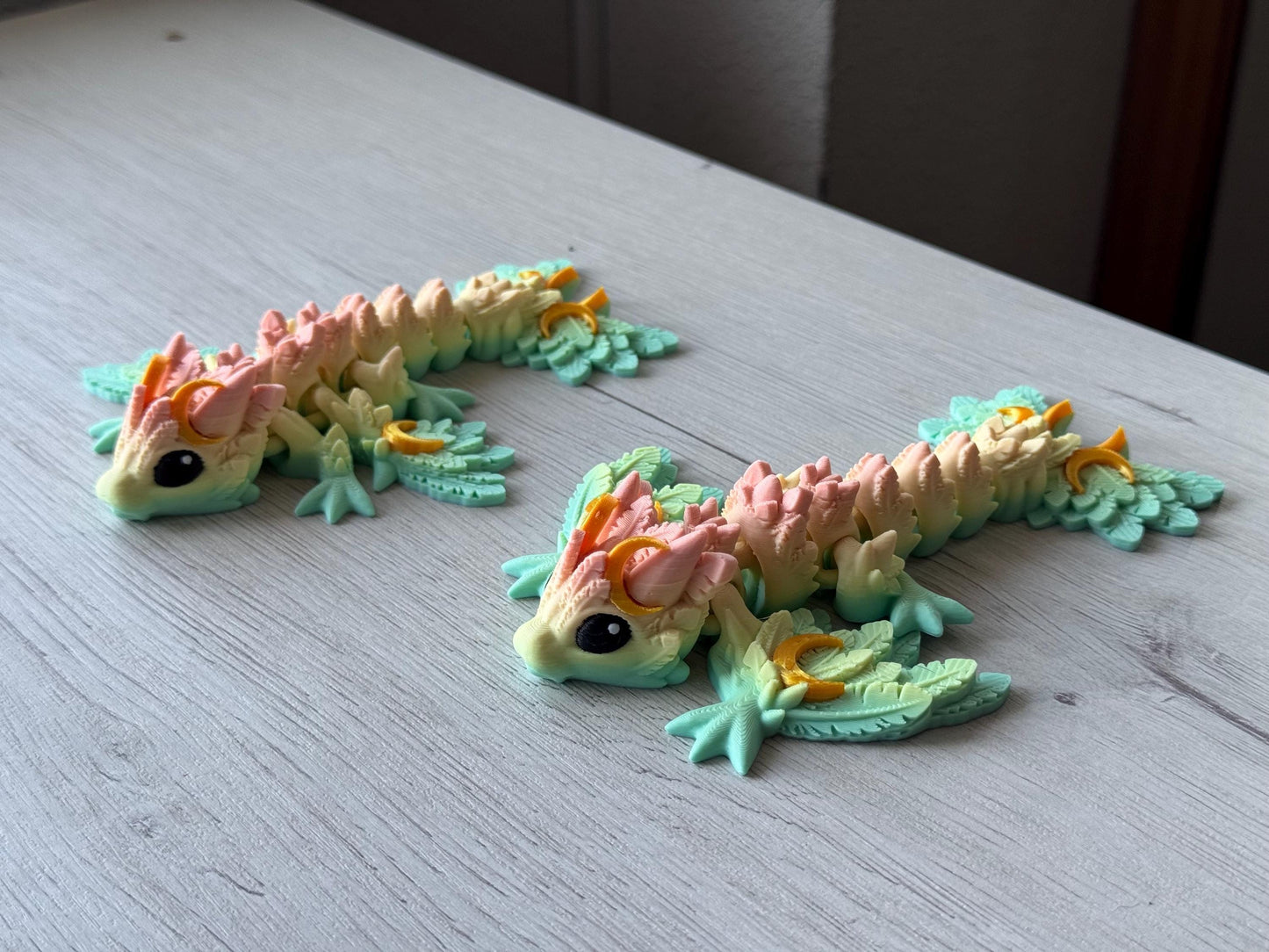Articulated mini moon dragon - gift for dragon lovers, printed dragon, figures for desk, articulated mini wyvern