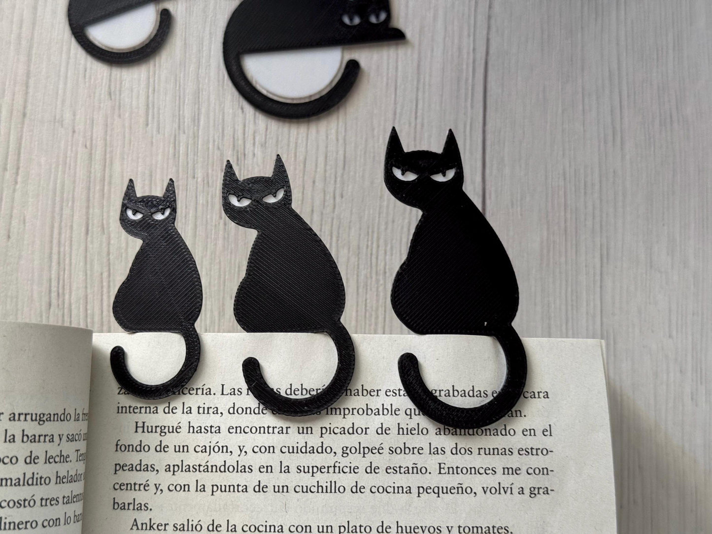 Adorable Cat Bookmarks – Angry & Relaxed Versions | Fun Gifts for Book Lovers
