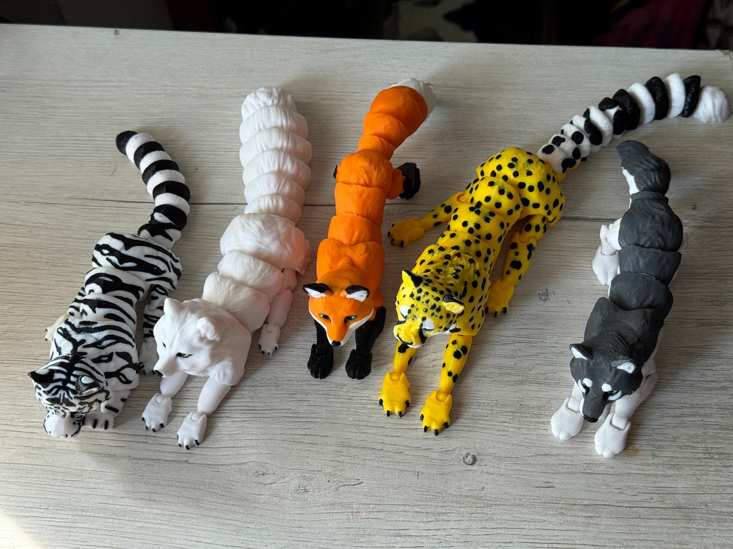 Articulated Animal Figurines – Posable Fox, Wolf, Tiger, Cheetah, Arctic Leopard | 3D Printed Figure | Flexible Animal Gift