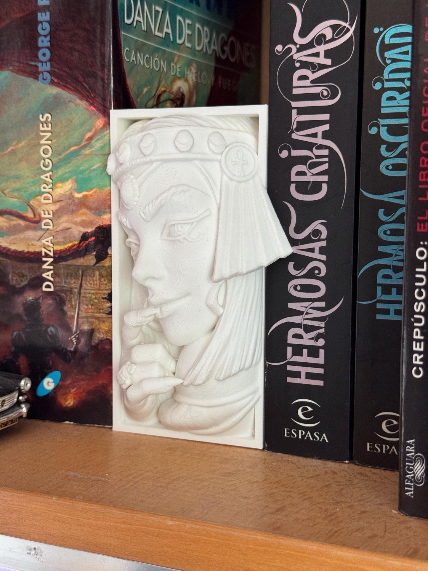 Rincón de libros de Cleopatra - Encantador horror de fantasía | Amantes de los libros | decoración de terror