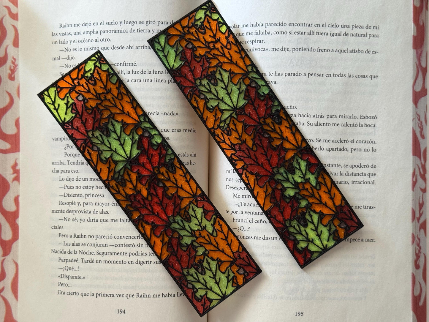Fall Leaf Bookmark – Stained Glass Effect | 3D Printed Autumn Bookmark | Cute Gift for Book Lovers & Teachers