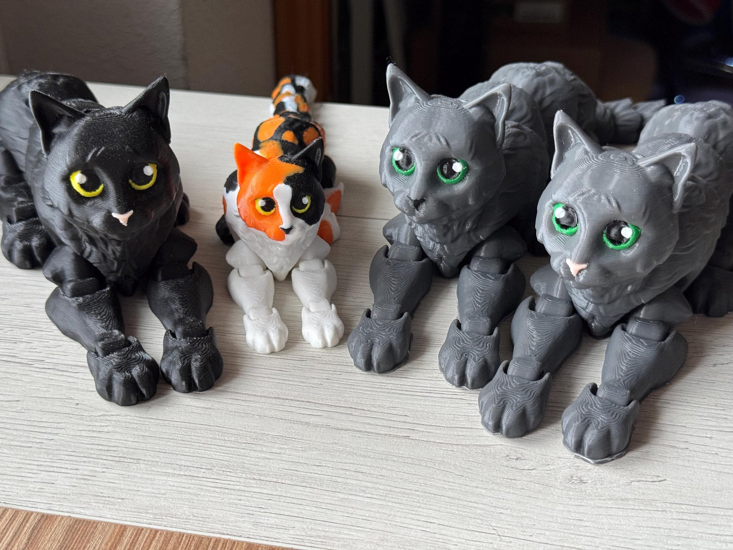 Custom Articulated Cat Figurine – 3D Printed Kitty in Calico, Tuxedo, Black, White | Pet Replica Gift for Cat Lovers