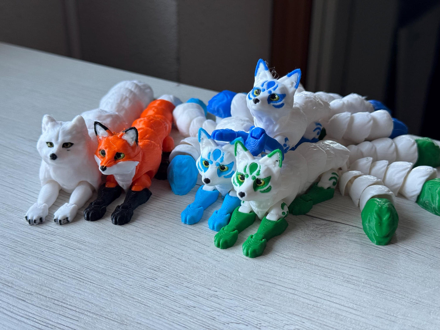 Animales flexibles - Figura articulado anti estrés / kitsune flexible / zorro ártico flexible / zorro flexible