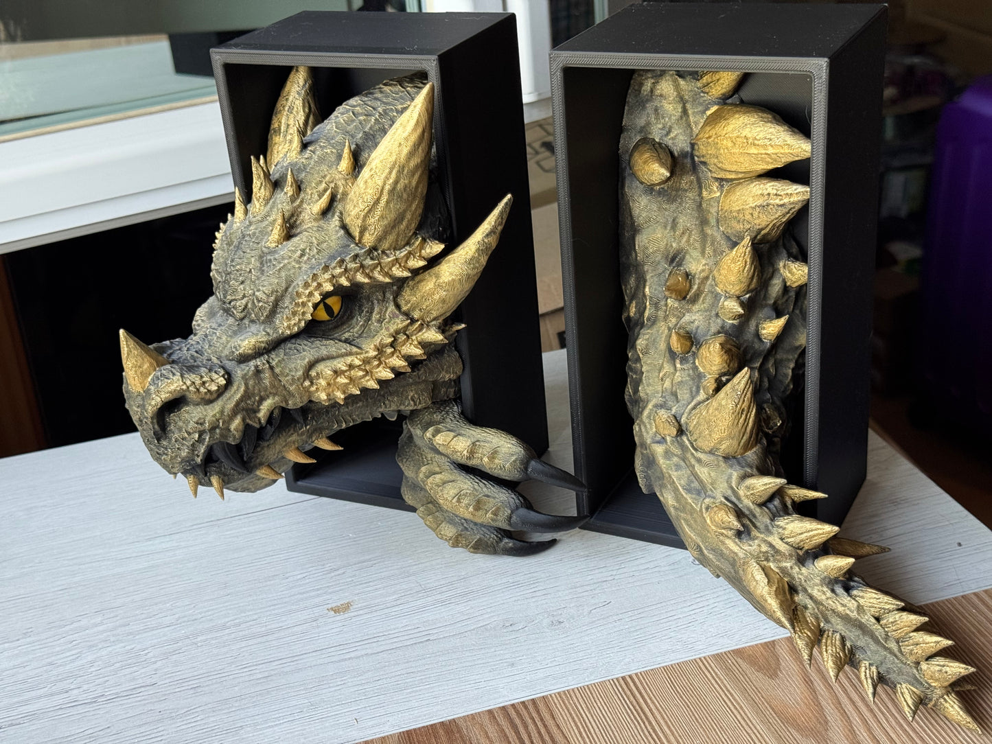 Fierce Dragon Book Nook – Hand-Painted Fantasy Decor for Bookshelves | Unique Gift for Book Lovers | Head + Tail