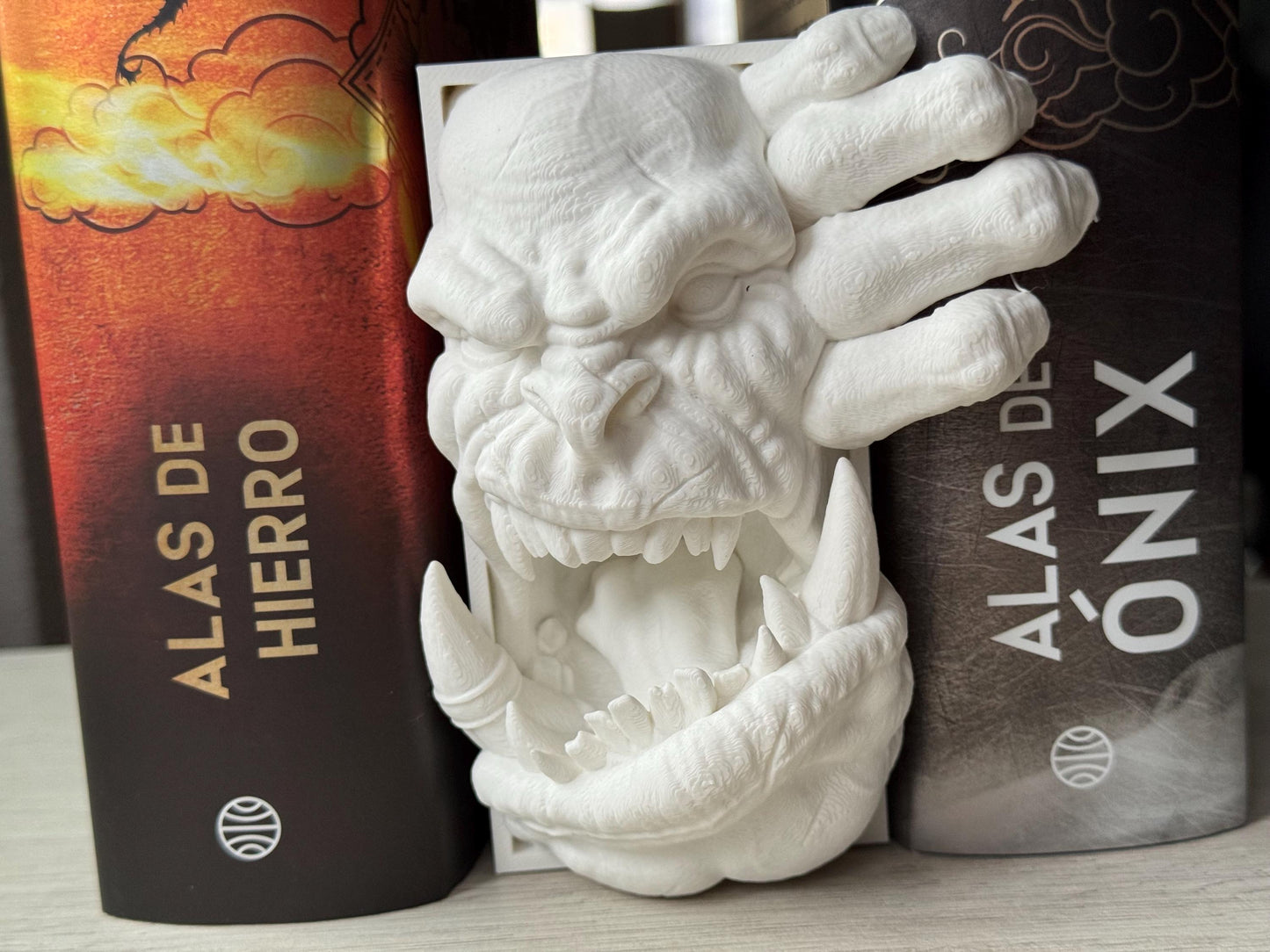 Rincón de libros de Orco - Encantador horror de fantasía | Amantes de los libros | decoración de terror