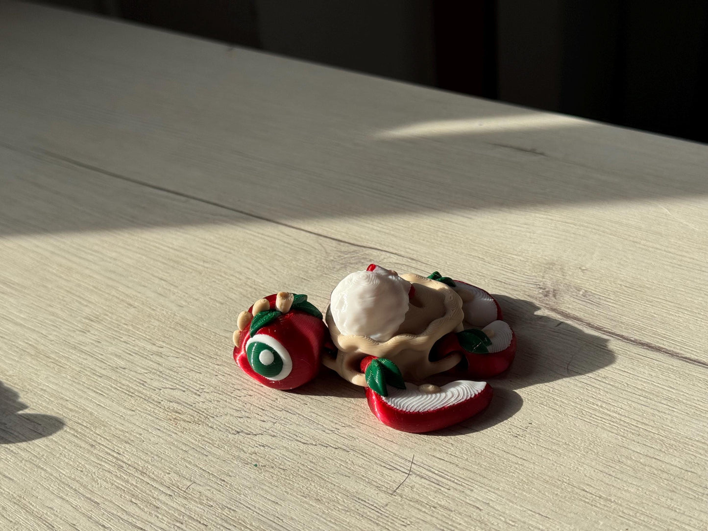 Articulated apple pie turtles - gift for turtle lovers, adorable turtles, figures for desk, mini articulated turtle, cinnamon turtle