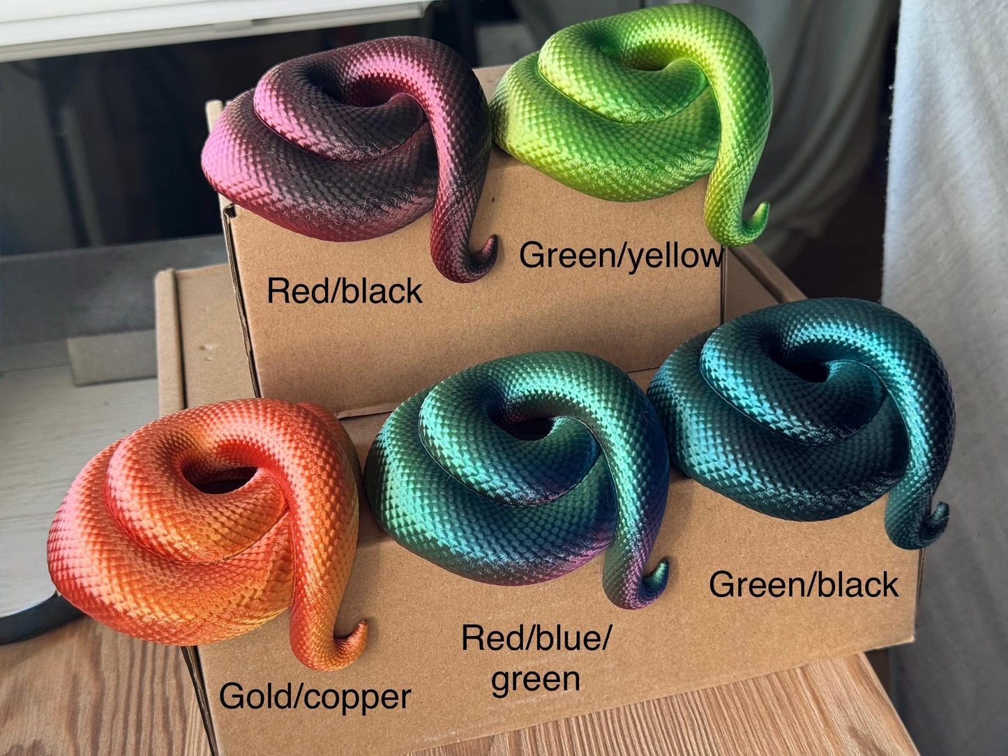 Snake Book Nook –  Animals emerging between books | Two-Part Head & Tail Design | Fantasy Book Nook Decor |  Unique Gift for Book Lovers