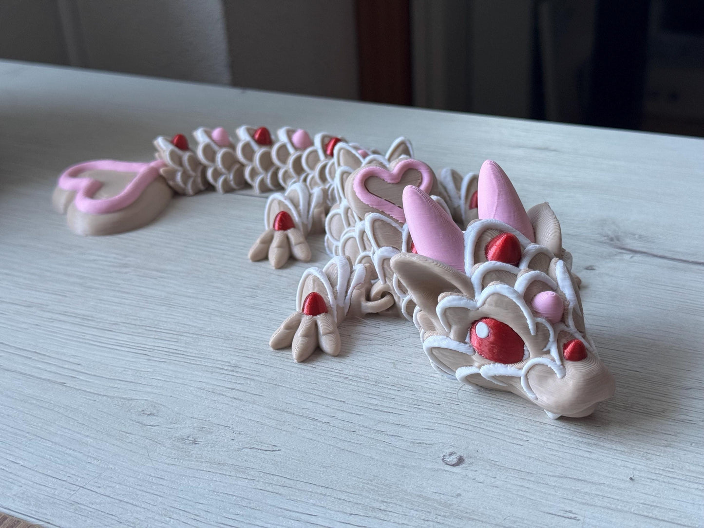 Bebé dragón de galletas corazón  articulado - regalo para amantes de los dragones, dragón impreso, figuras para escritorio, cookie figure