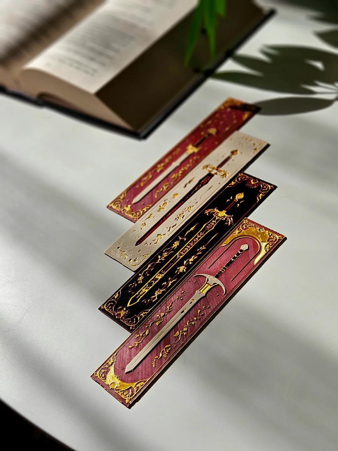 Bookmark - "Elven blades" / fantasy bookmark / autumn bookmark