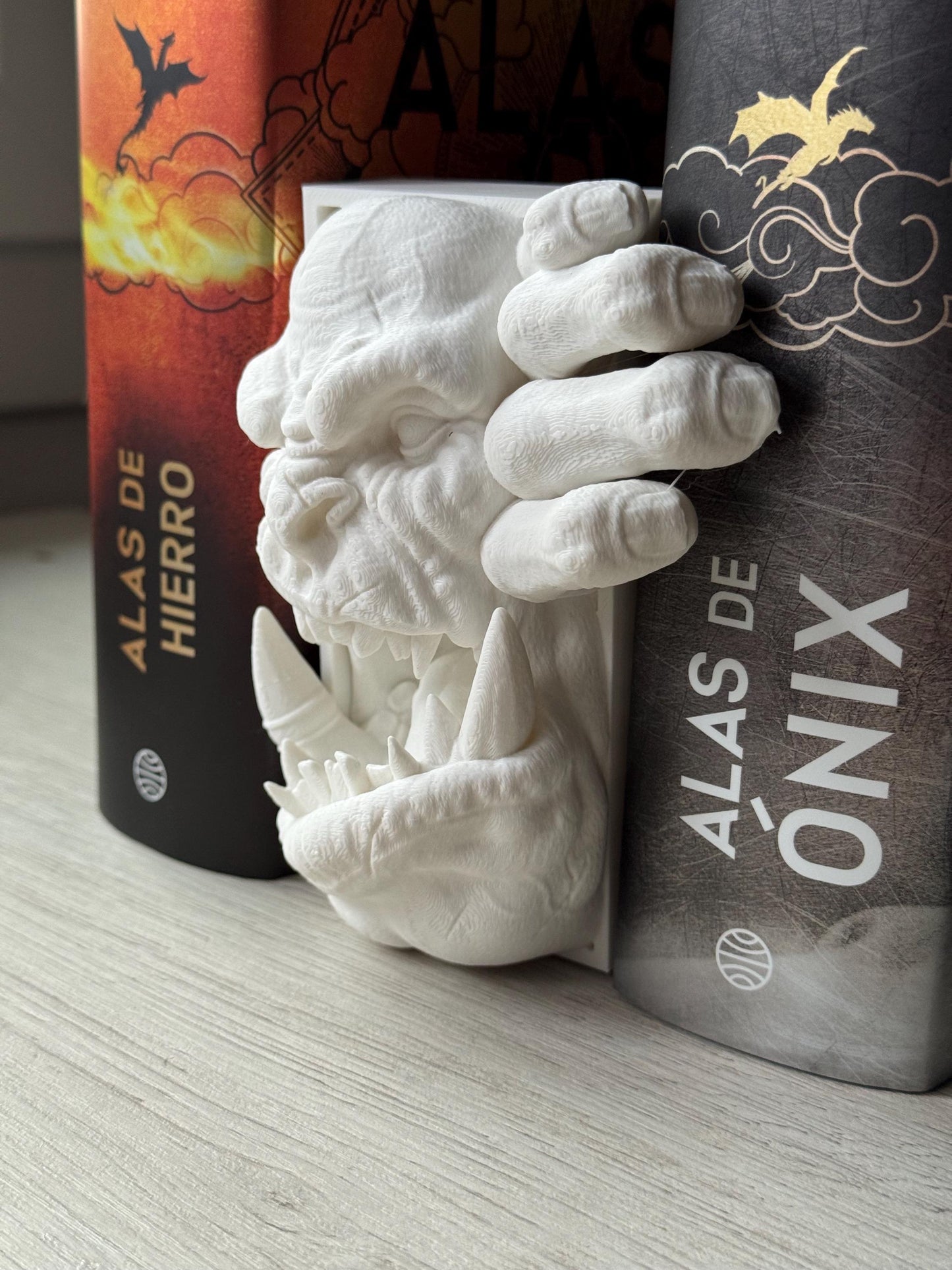 Rincón de libros de Orco - Encantador horror de fantasía | Amantes de los libros | decoración de terror