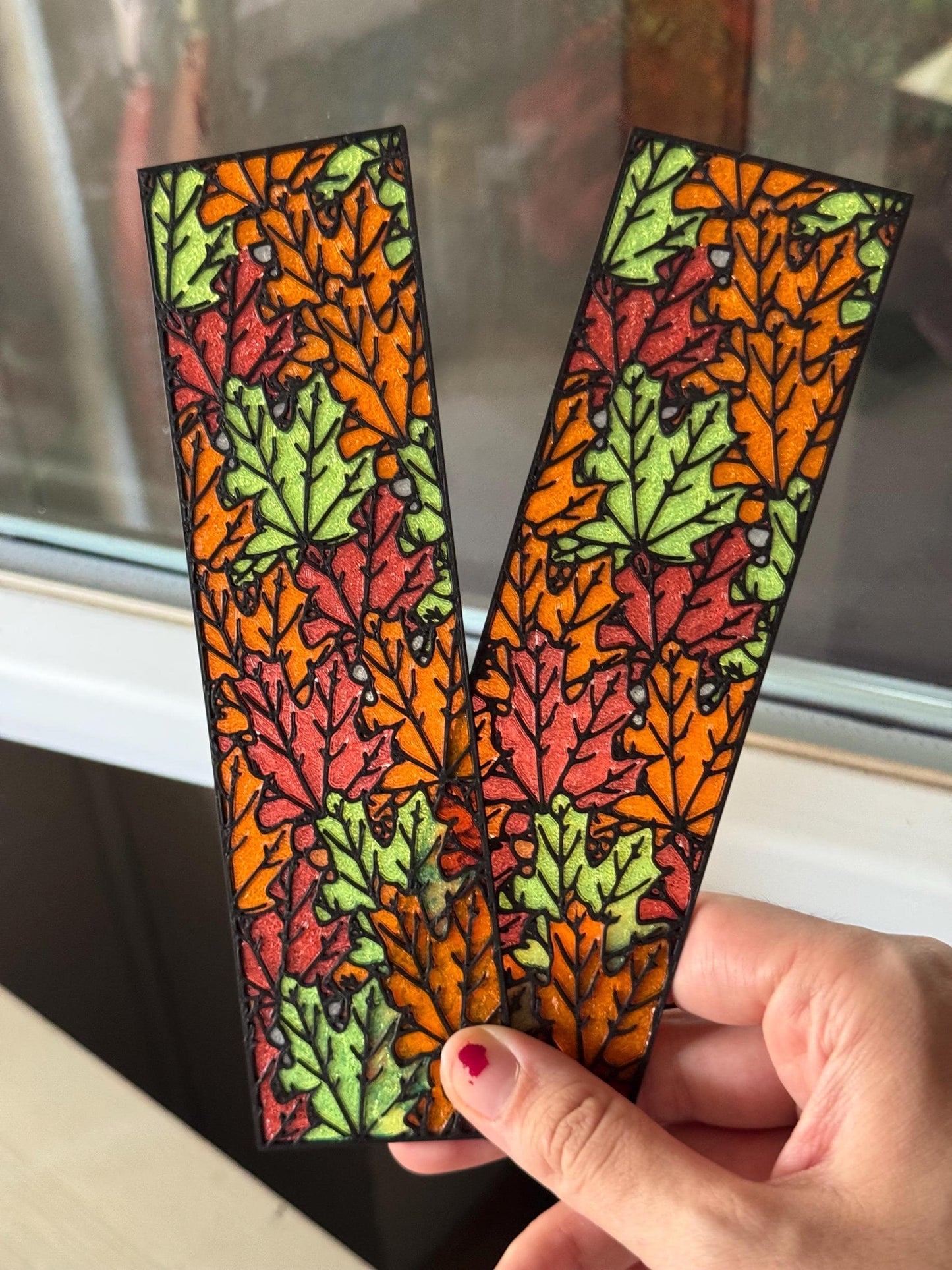 Fall Leaf Bookmark – Stained Glass Effect | 3D Printed Autumn Bookmark | Cute Gift for Book Lovers & Teachers