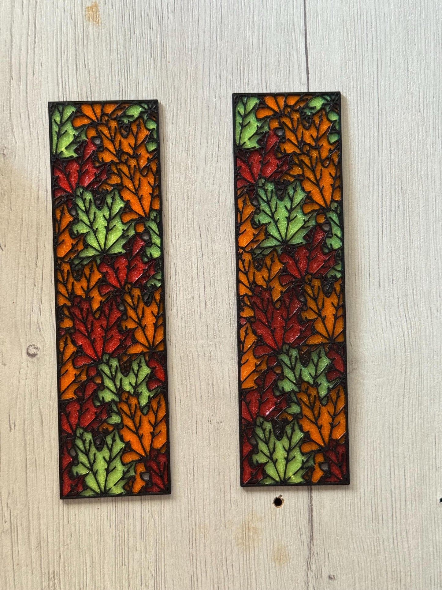 Fall Leaf Bookmark – Stained Glass Effect | 3D Printed Autumn Bookmark | Cute Gift for Book Lovers & Teachers