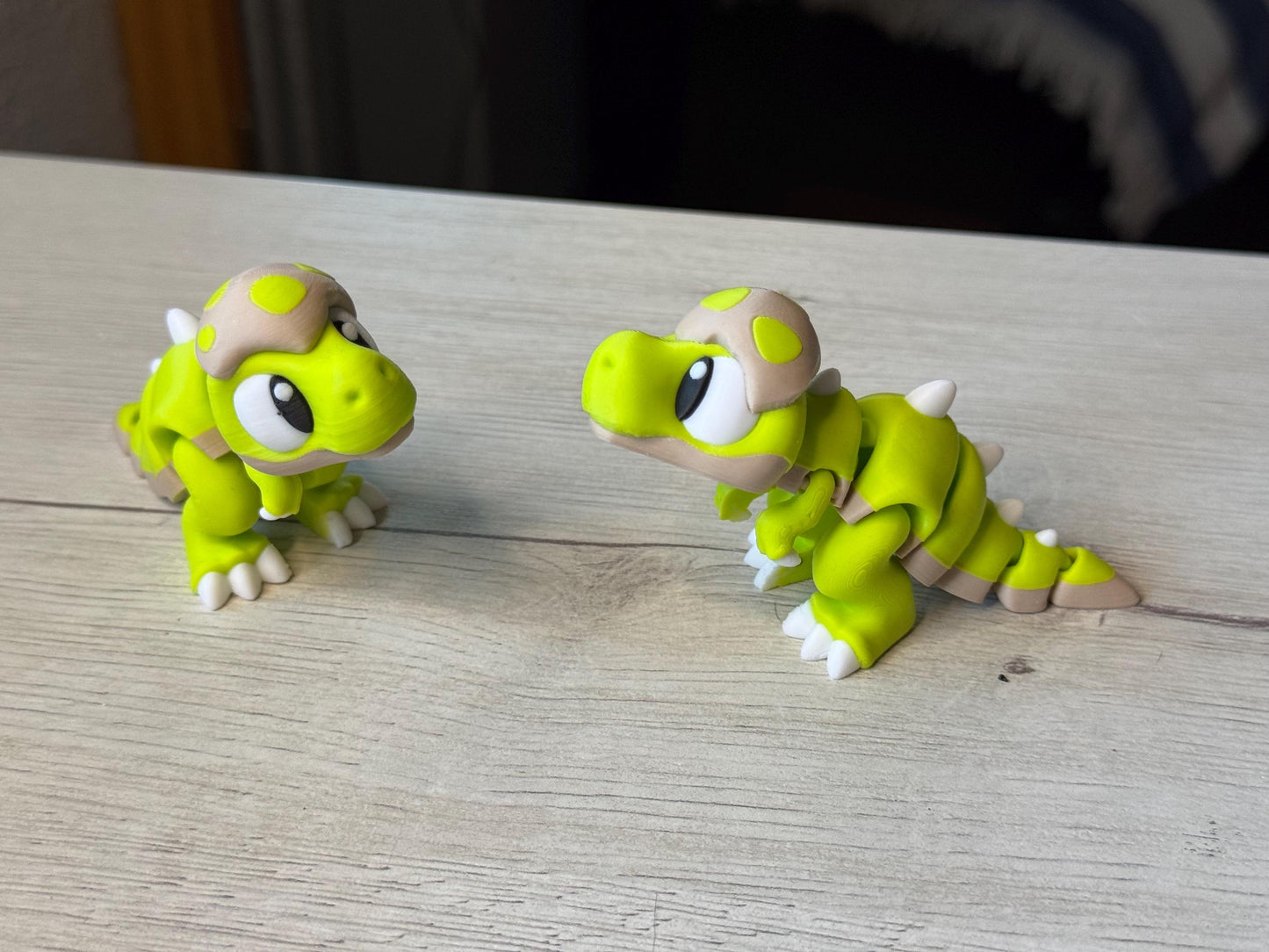 Cute Articulated Dino Figurine or Keychain - T-Rex/Triceratops/Stygimoloch | Choose your favourite dino